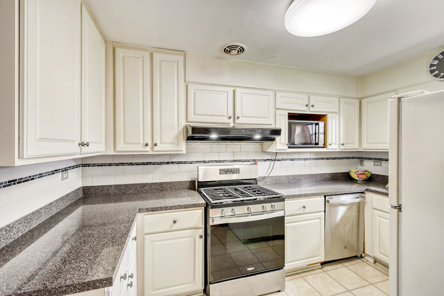 1605 W Fremont Street, Arlington Heights, IL 60005