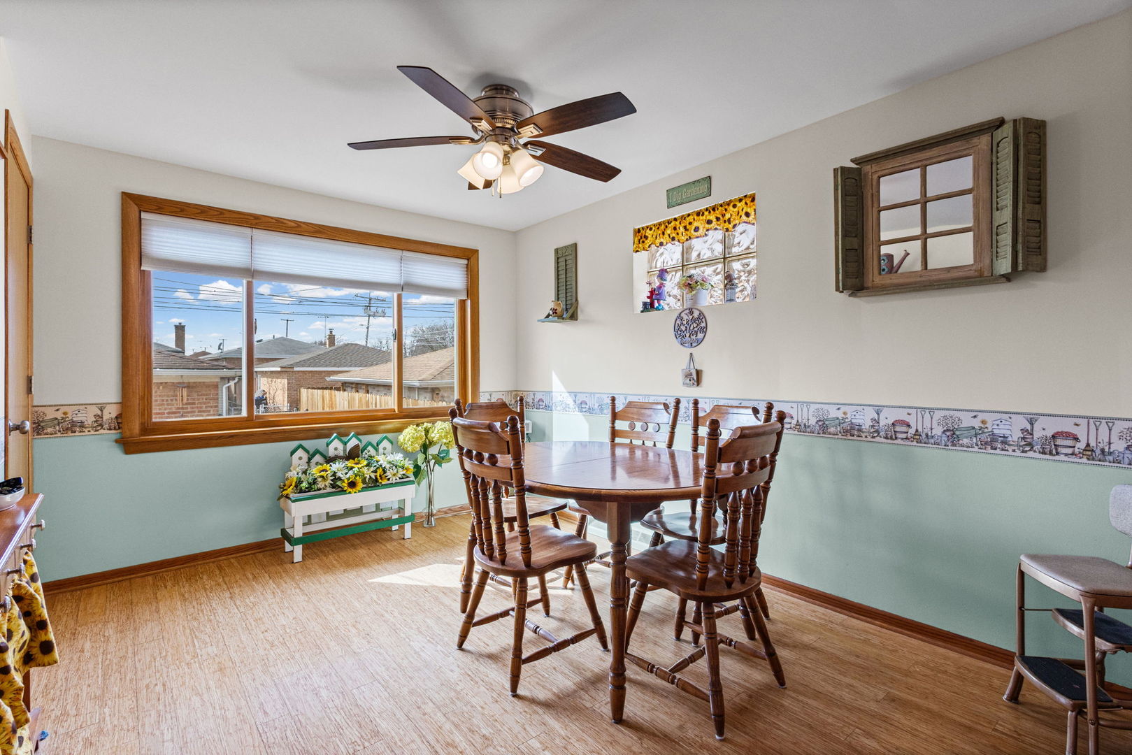 8318 S Keeler Avenue, Chicago, IL 60652