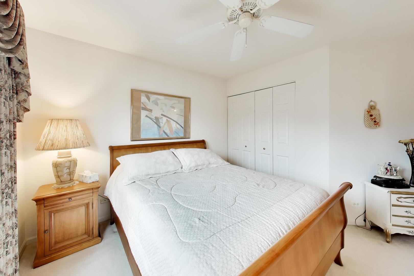 5355 Galloway Drive, Hoffman Estates, IL 60192