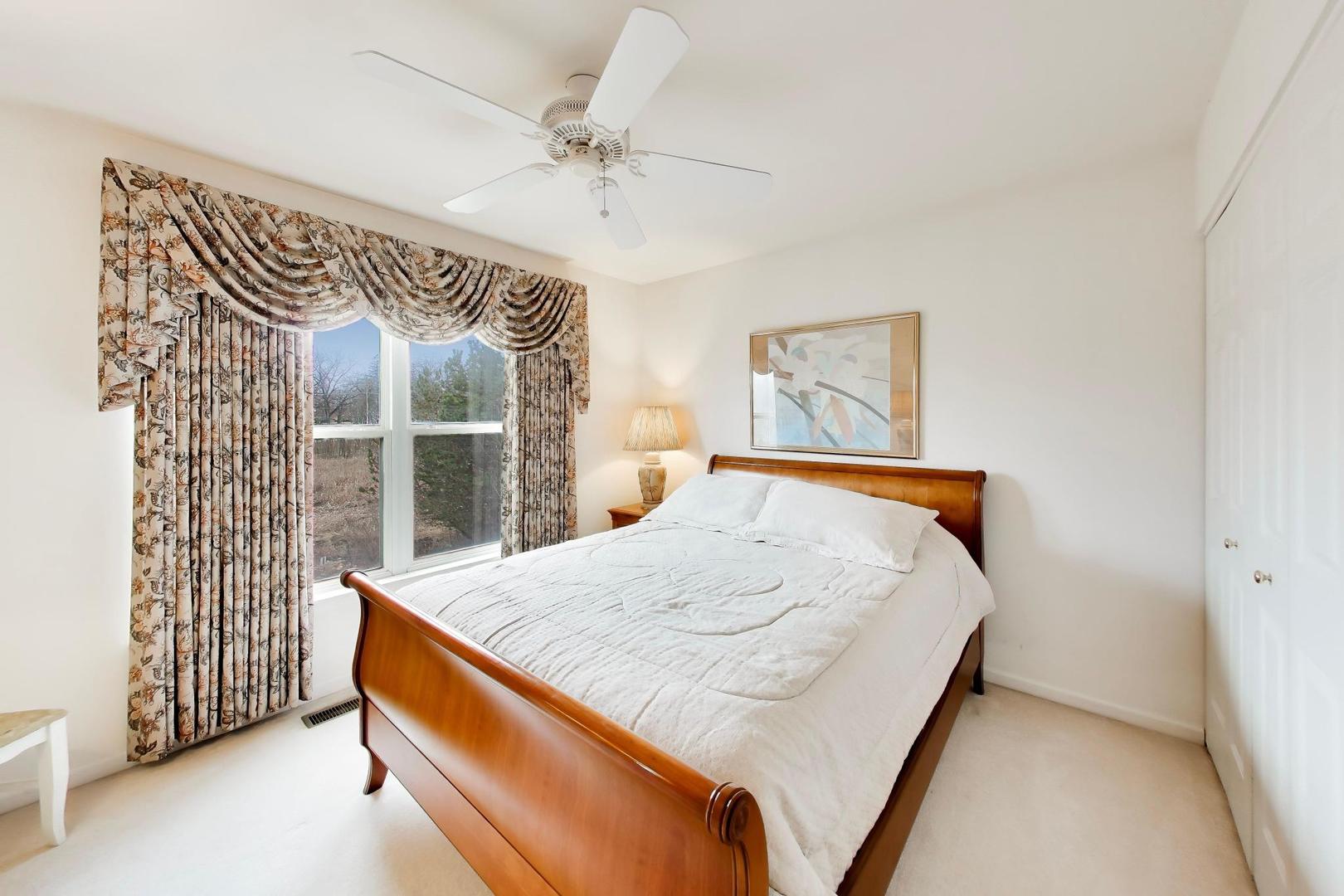 5355 Galloway Drive, Hoffman Estates, IL 60192