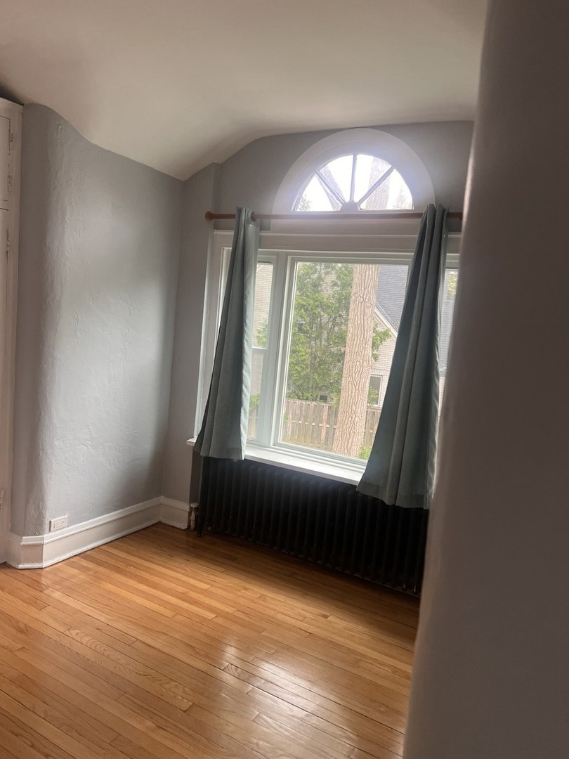 1155 N Saint Johns Avenue #F, Highland Park, IL 60035