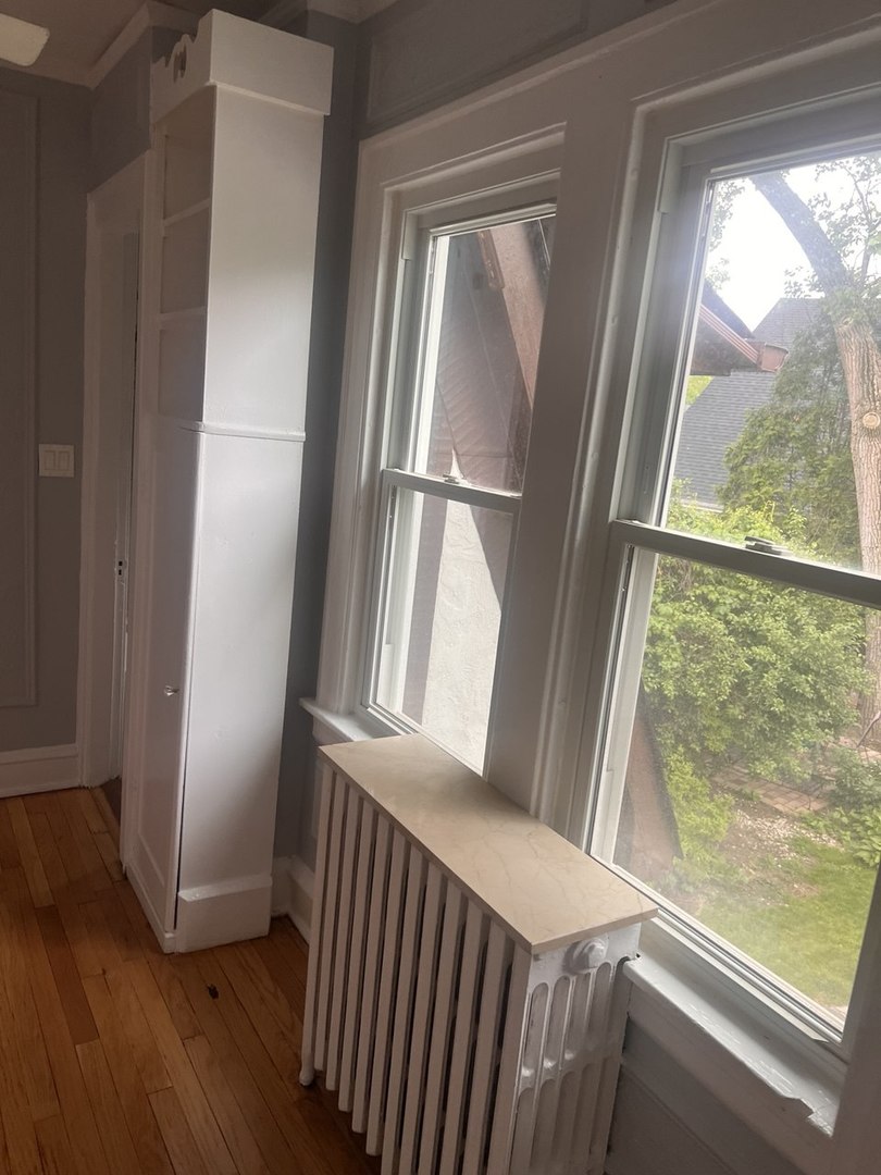 1155 N Saint Johns Avenue #F, Highland Park, IL 60035