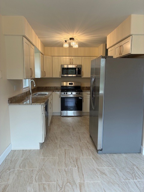 15842 Lavergne Avenue, Oak Forest, IL 60452