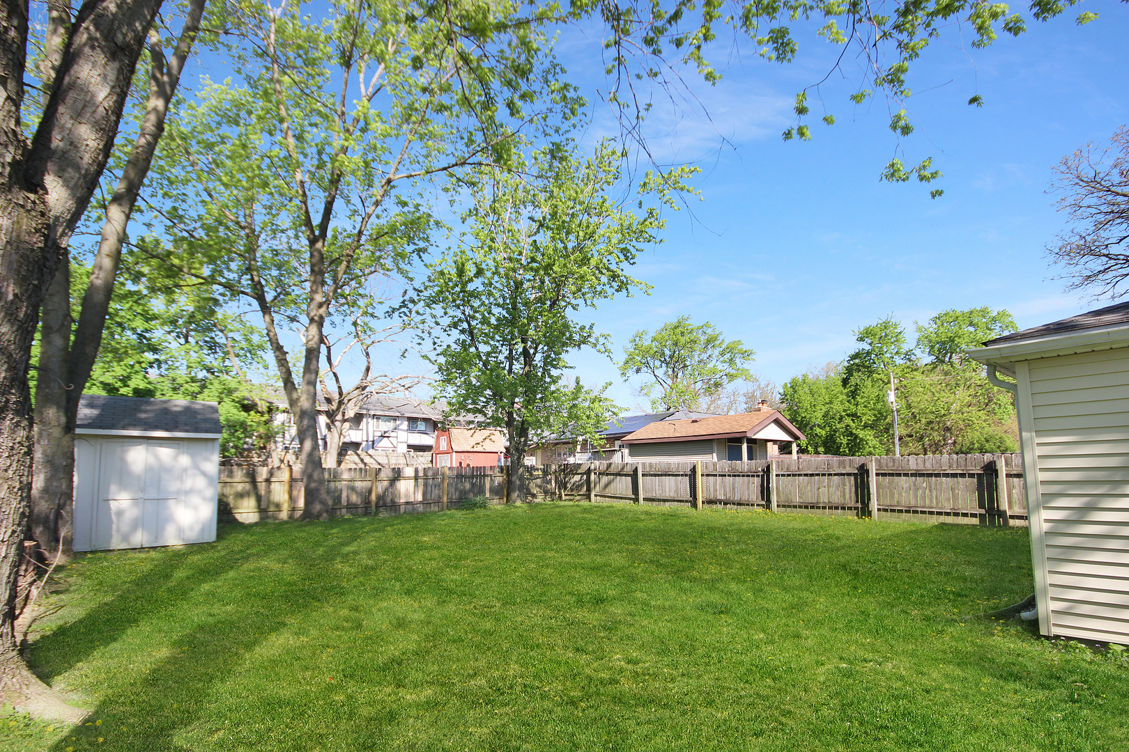 15842 Lavergne Avenue, Oak Forest, IL 60452