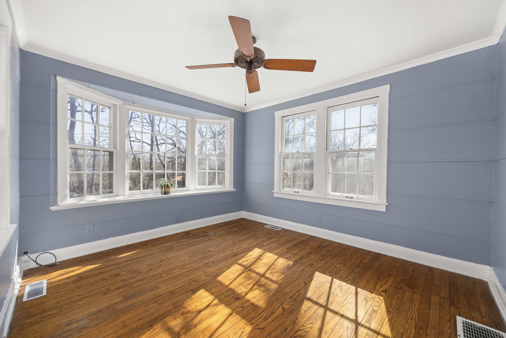 501 Ski Hill Road, Fox River Grove, IL 60021