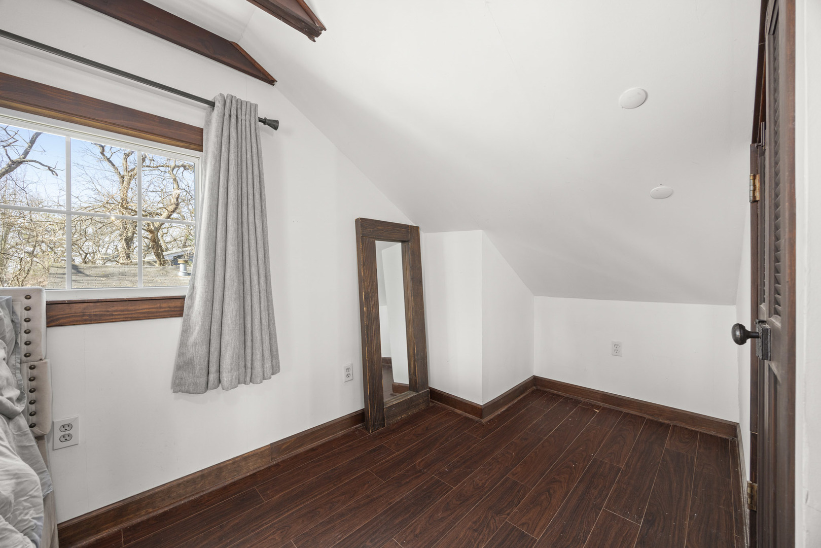 501 Ski Hill Road, Fox River Grove, IL 60021