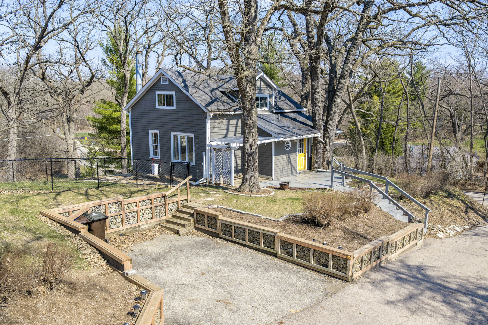 501 Ski Hill Road, Fox River Grove, IL 60021