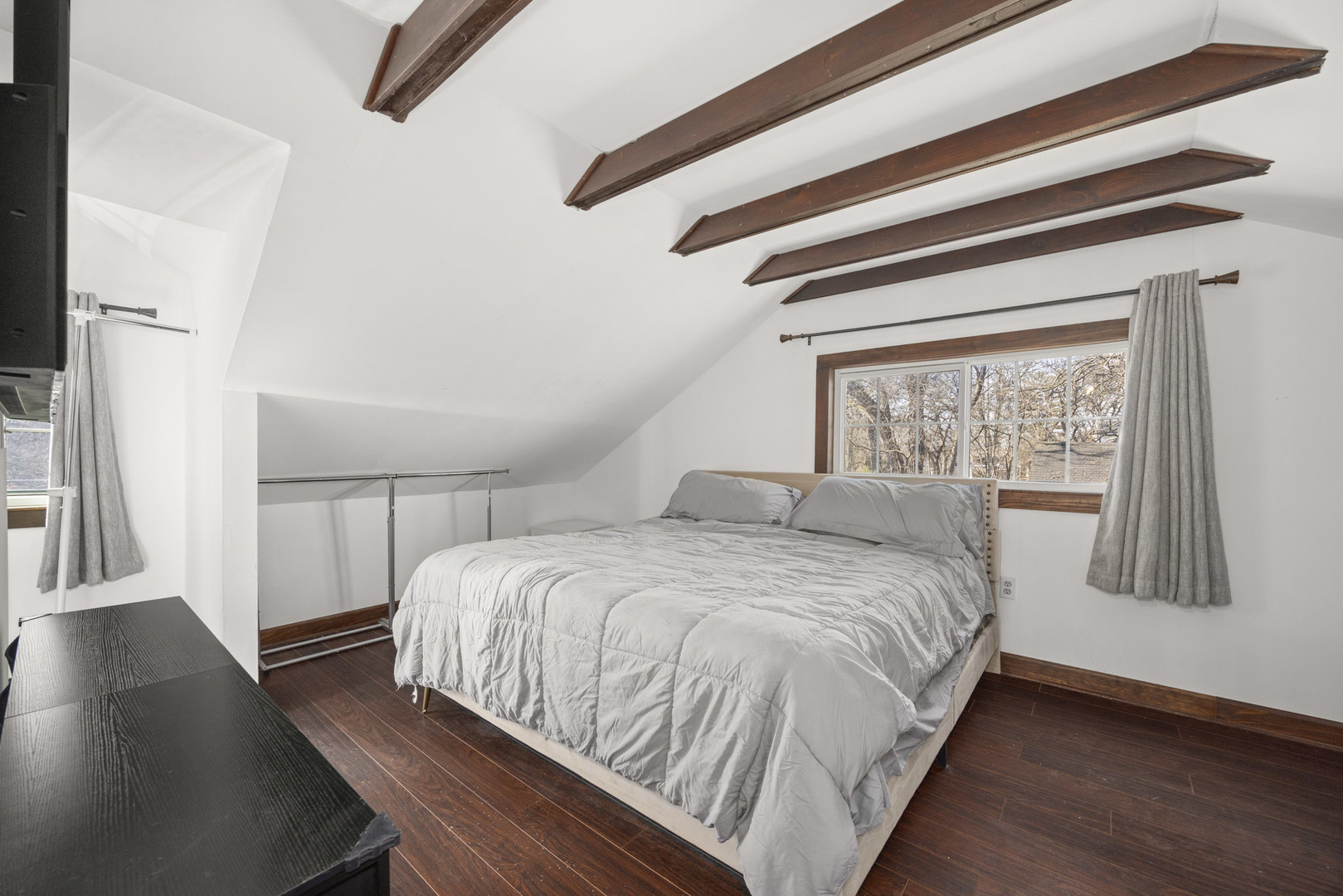 501 Ski Hill Road, Fox River Grove, IL 60021