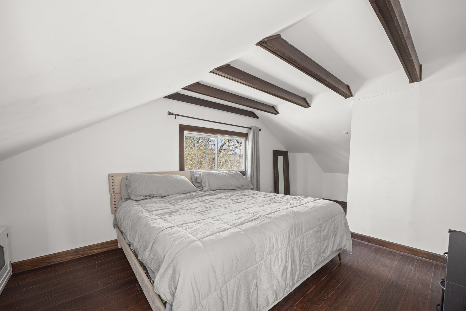 501 Ski Hill Road, Fox River Grove, IL 60021