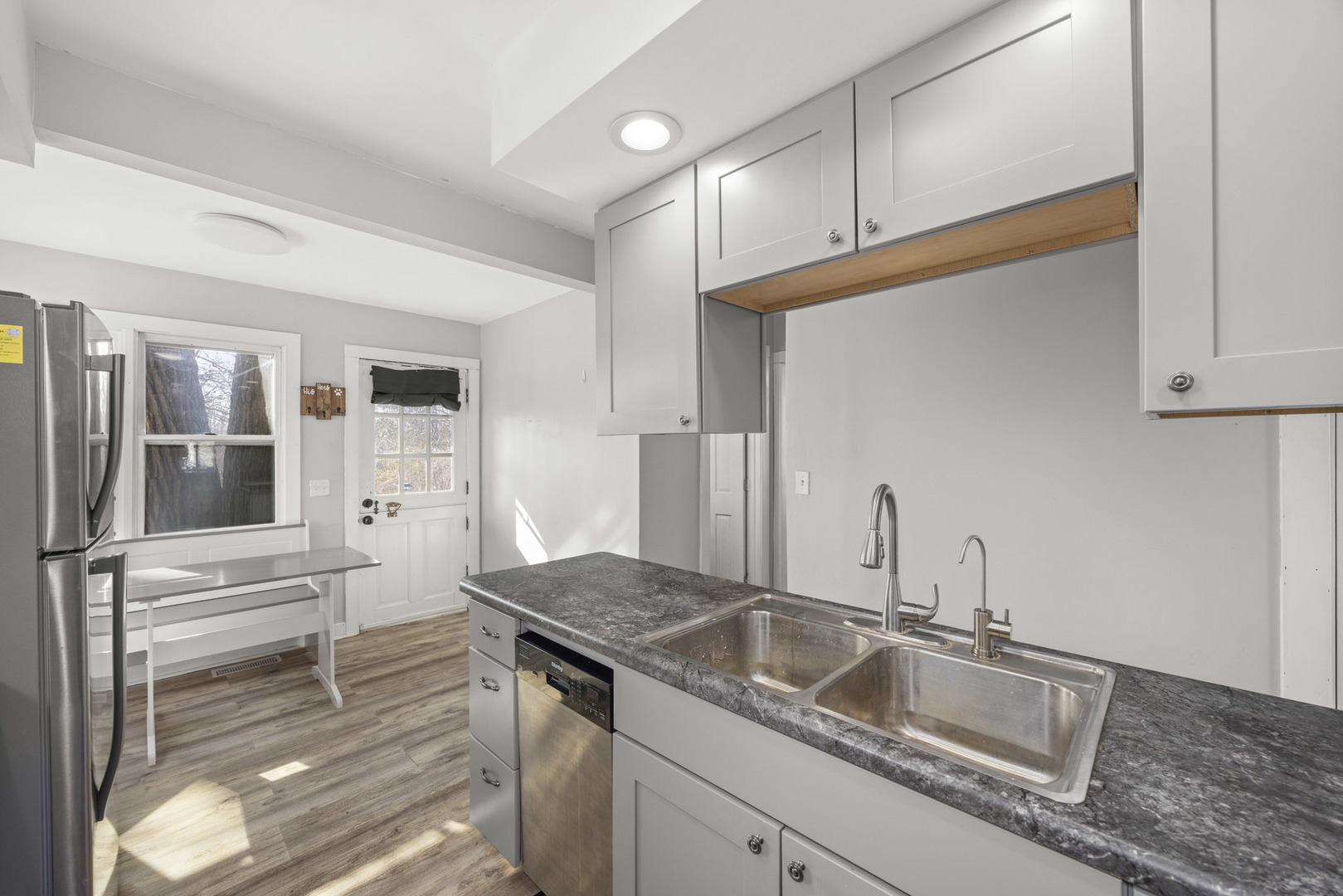 501 Ski Hill Road, Fox River Grove, IL 60021