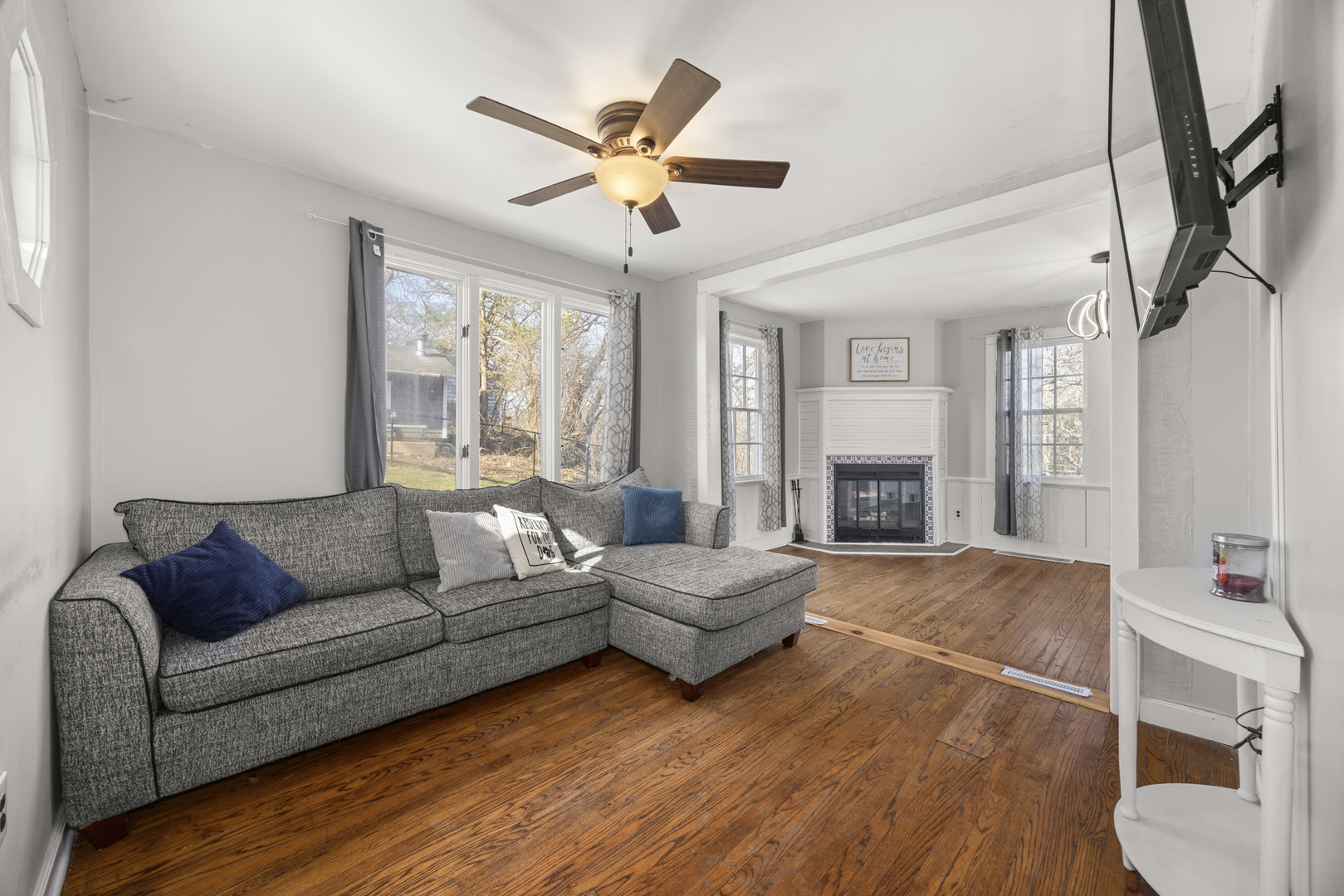 501 Ski Hill Road, Fox River Grove, IL 60021