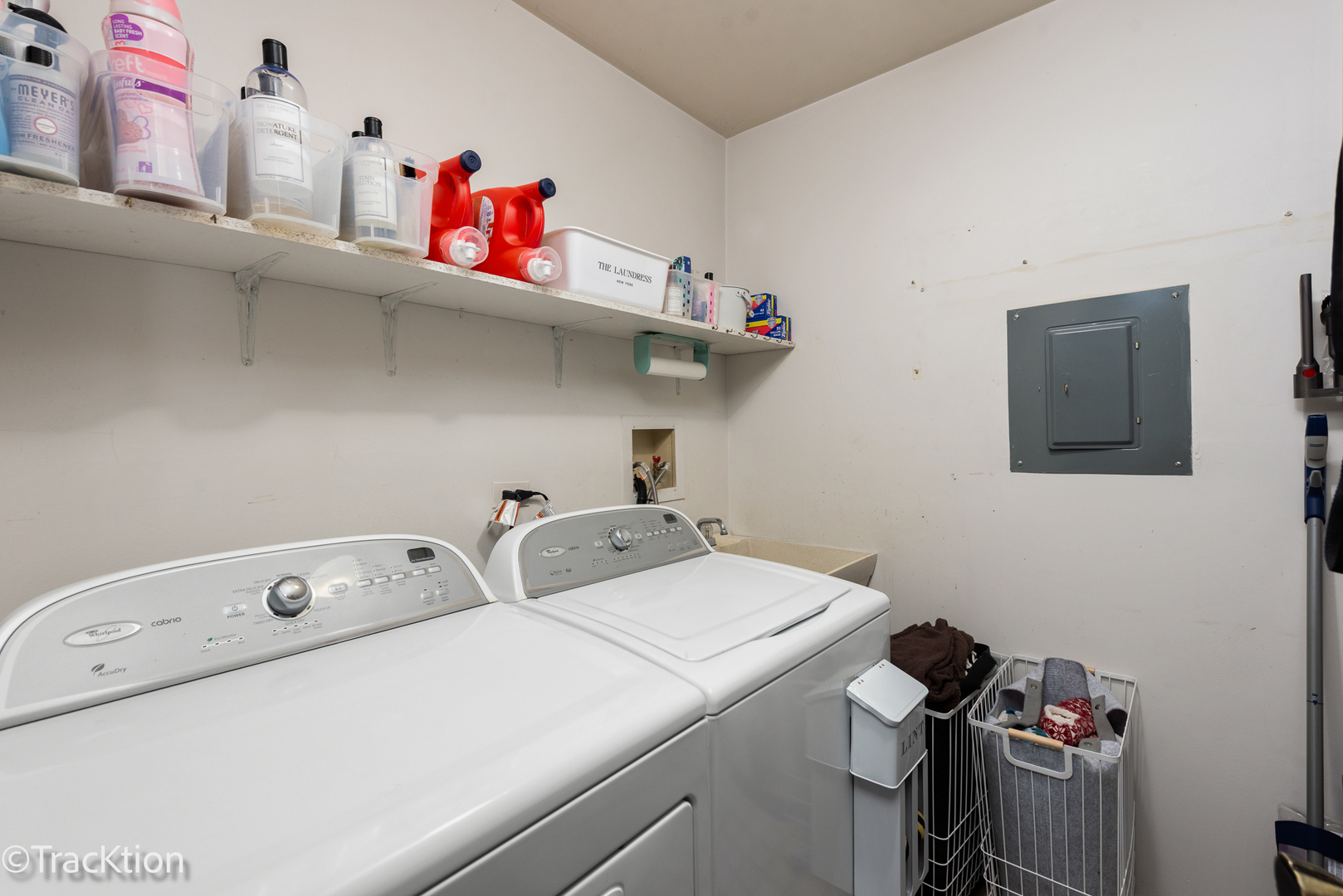 1147 Middlebury Lane #B1, Wheeling, IL 60090