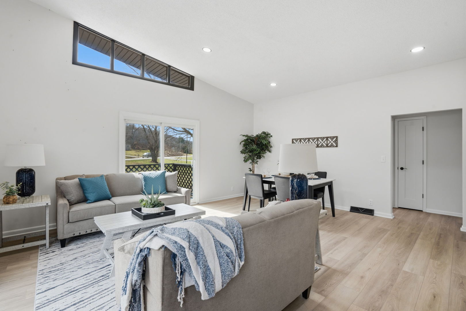 1258 US Highway 6, Coal Valley, IL 61240