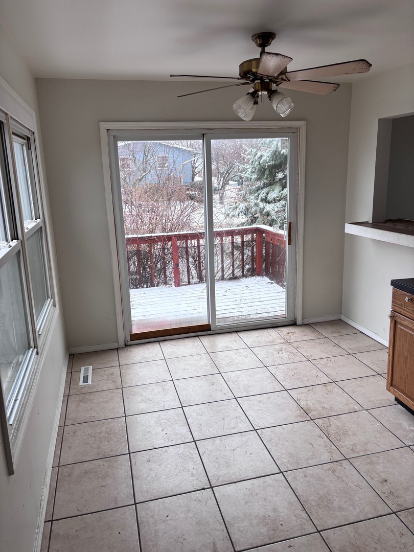 224 Heather Terrace, Round Lake Beach, IL 60073