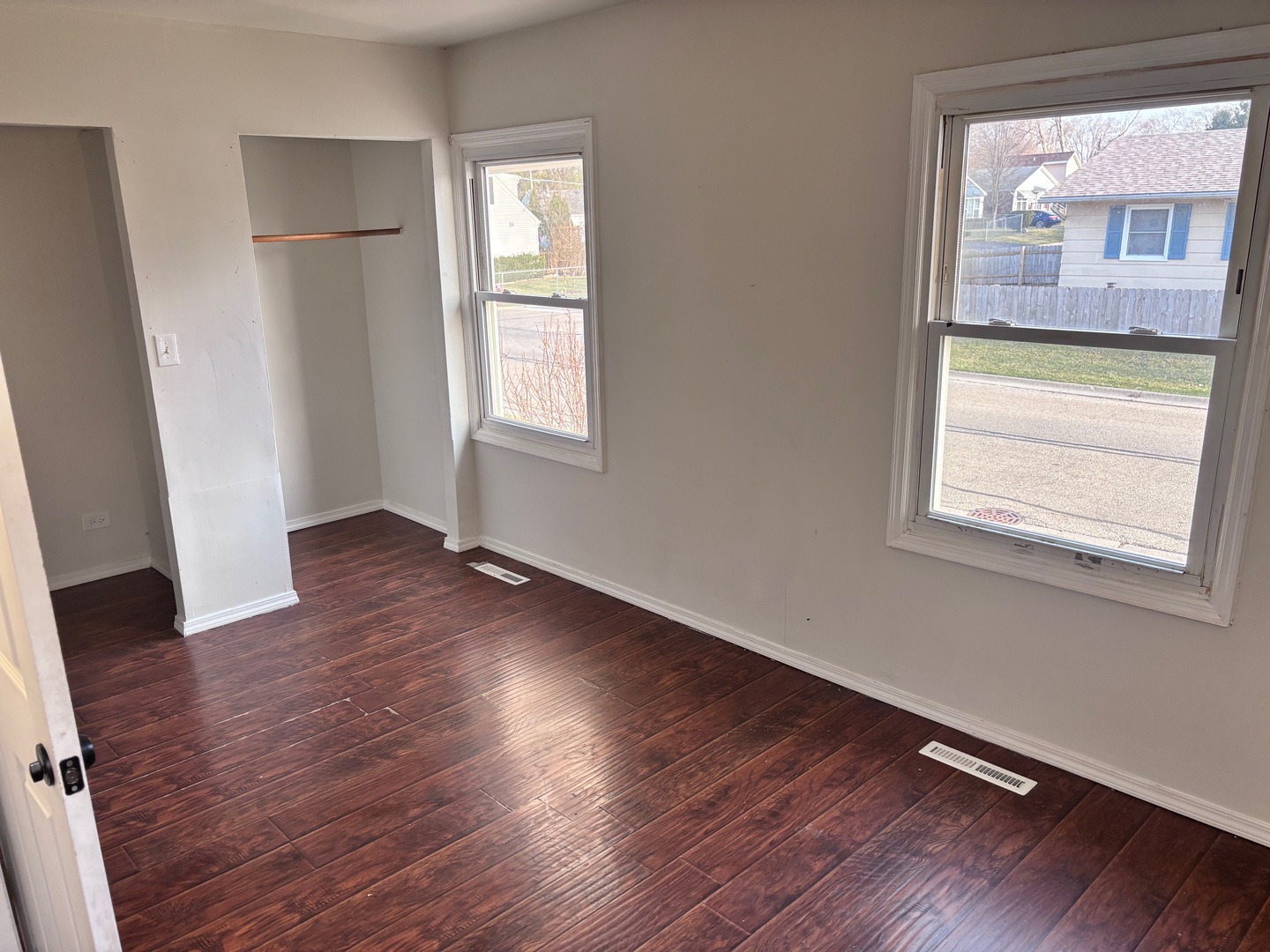 224 Heather Terrace, Round Lake Beach, IL 60073