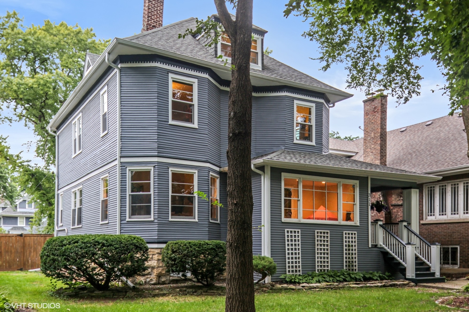 311 S Ridgeland Avenue, Oak Park, IL 60302