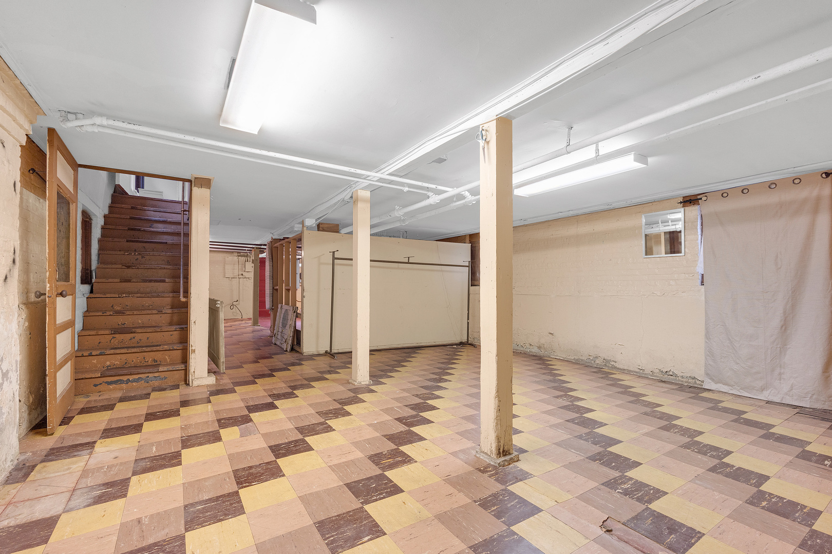 616 S Cuyler Avenue, Oak Park, IL 60304