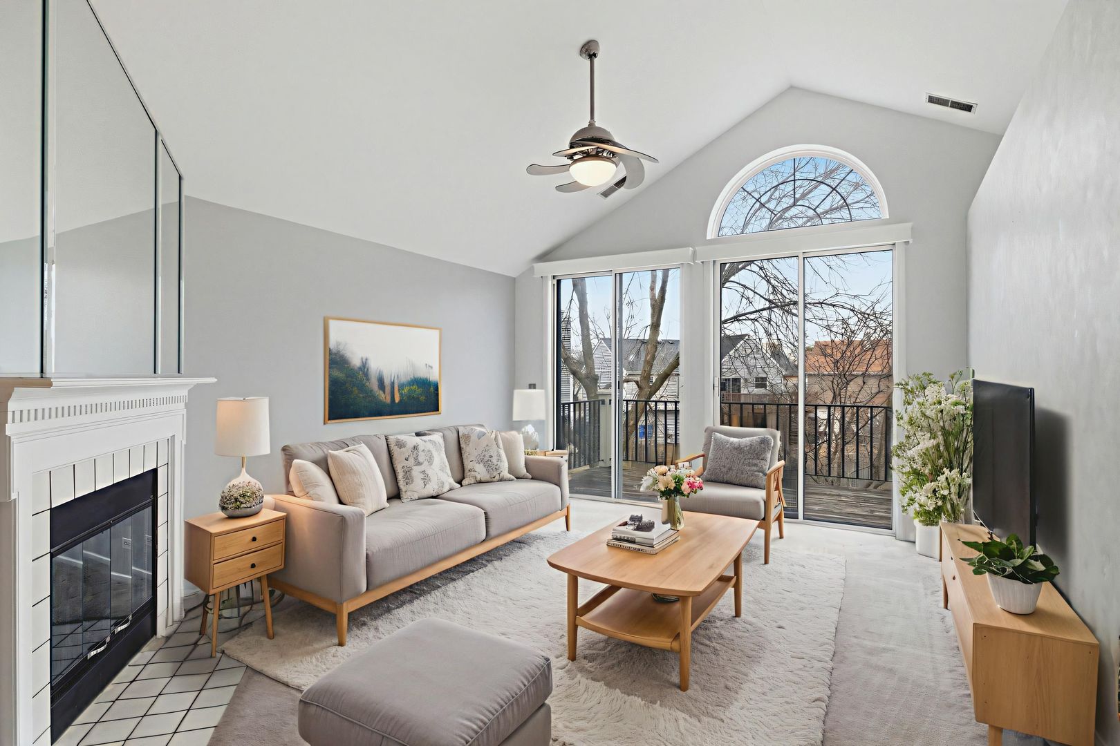 1632 Columbia Circle #2, Bartlett, IL 60103