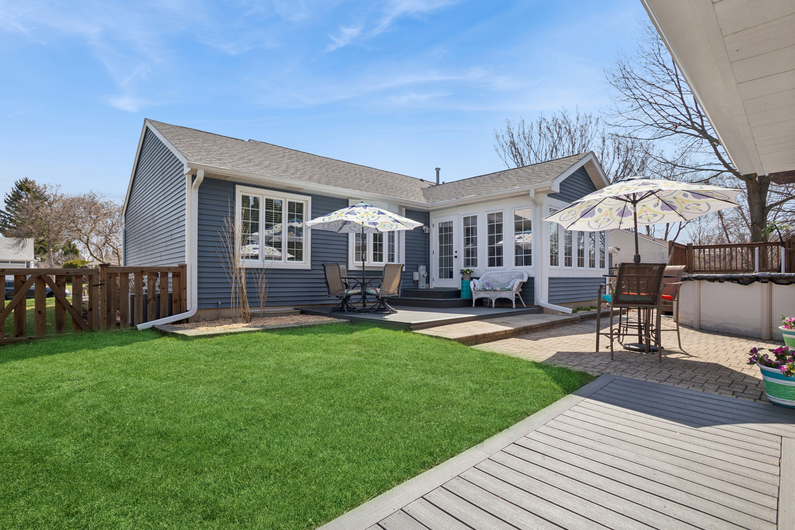 100 Longford Drive, Elgin, IL 60120