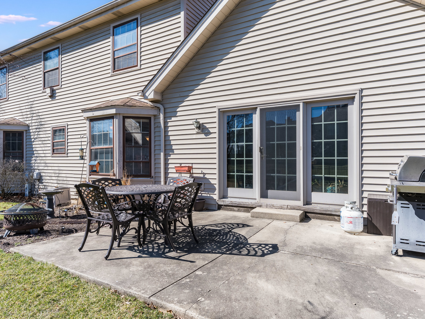 27W412 Chartwell Drive, Winfield, IL 60190