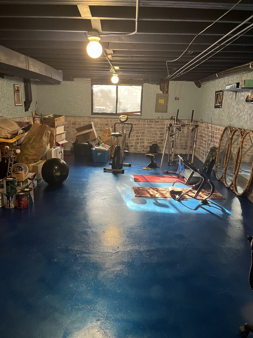 18650 Golfview Drive, Hazel Crest, IL 60429