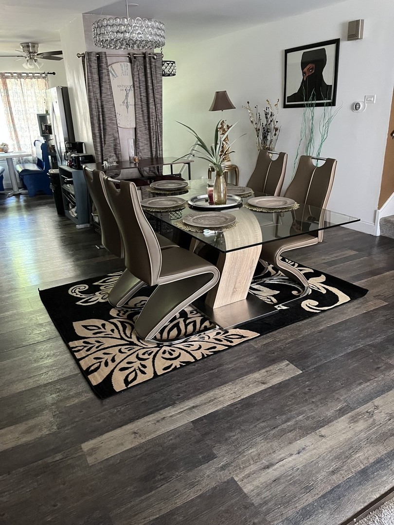 18650 Golfview Drive, Hazel Crest, IL 60429