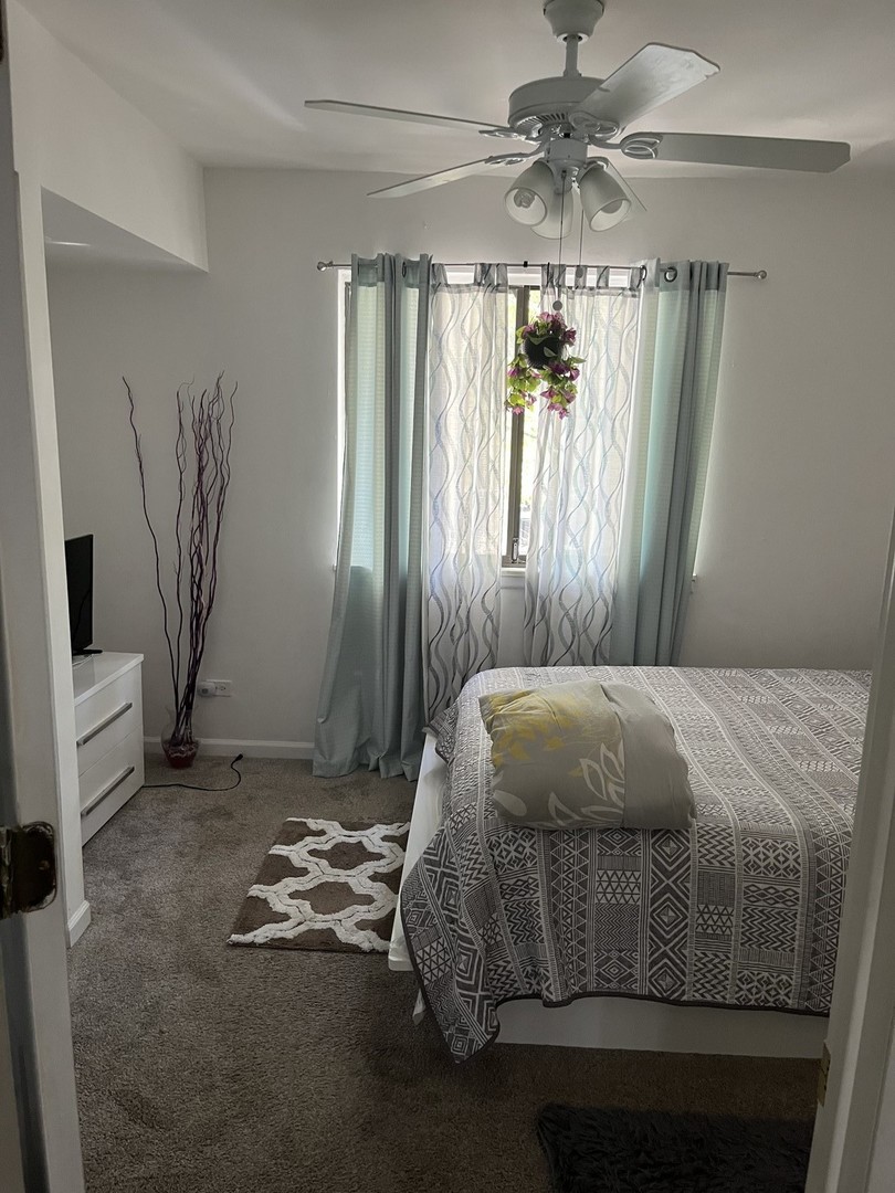 18650 Golfview Drive, Hazel Crest, IL 60429