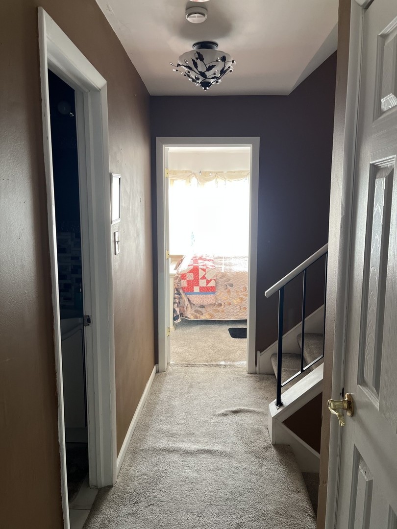 18650 Golfview Drive, Hazel Crest, IL 60429