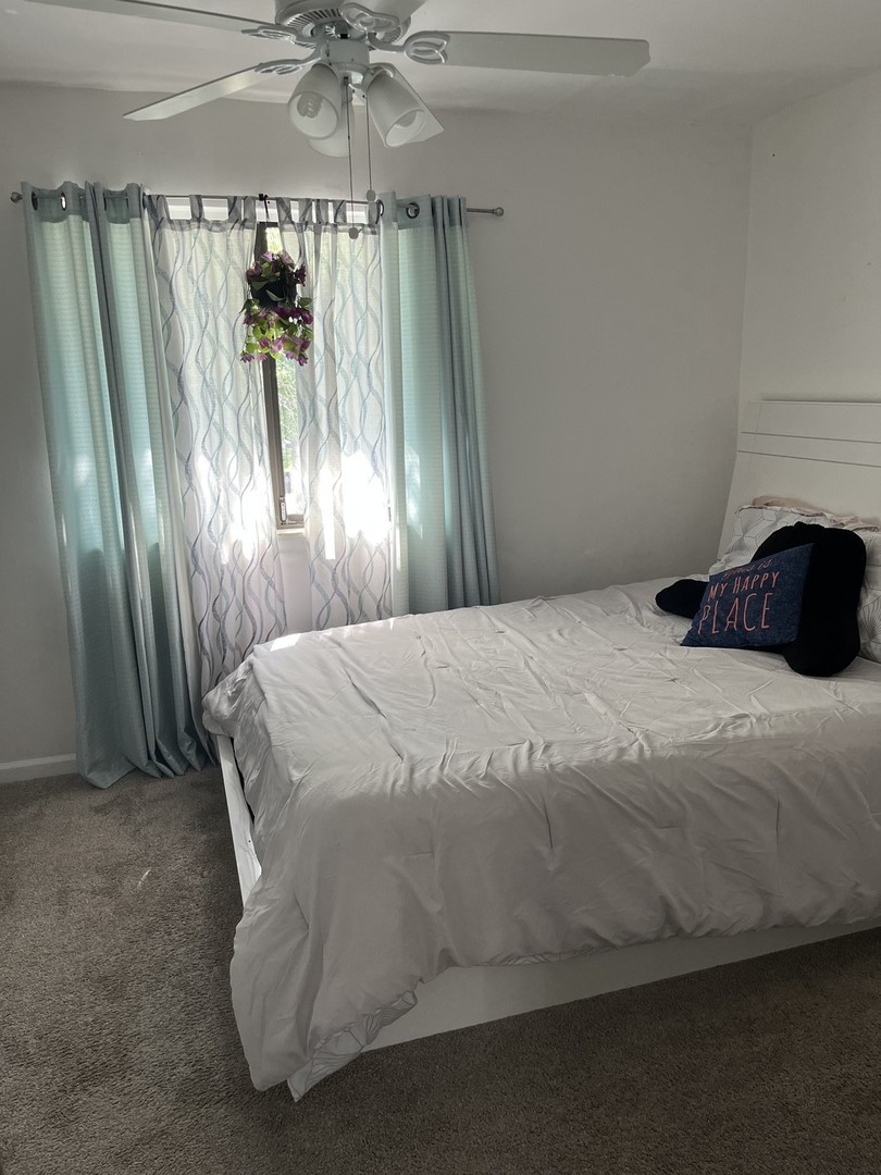 18650 Golfview Drive, Hazel Crest, IL 60429