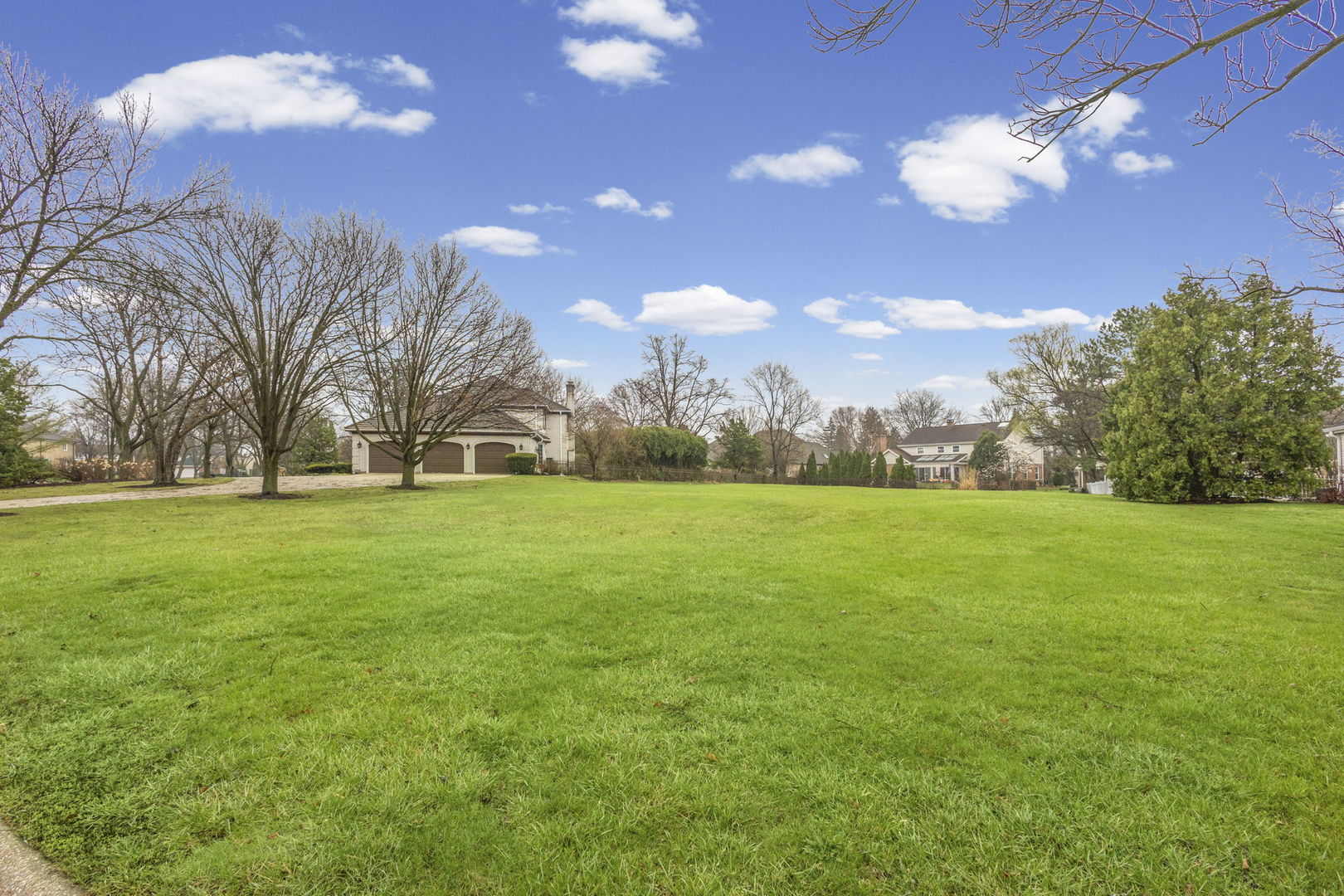 343 Hambletonian Drive, Oak Brook, IL 60523