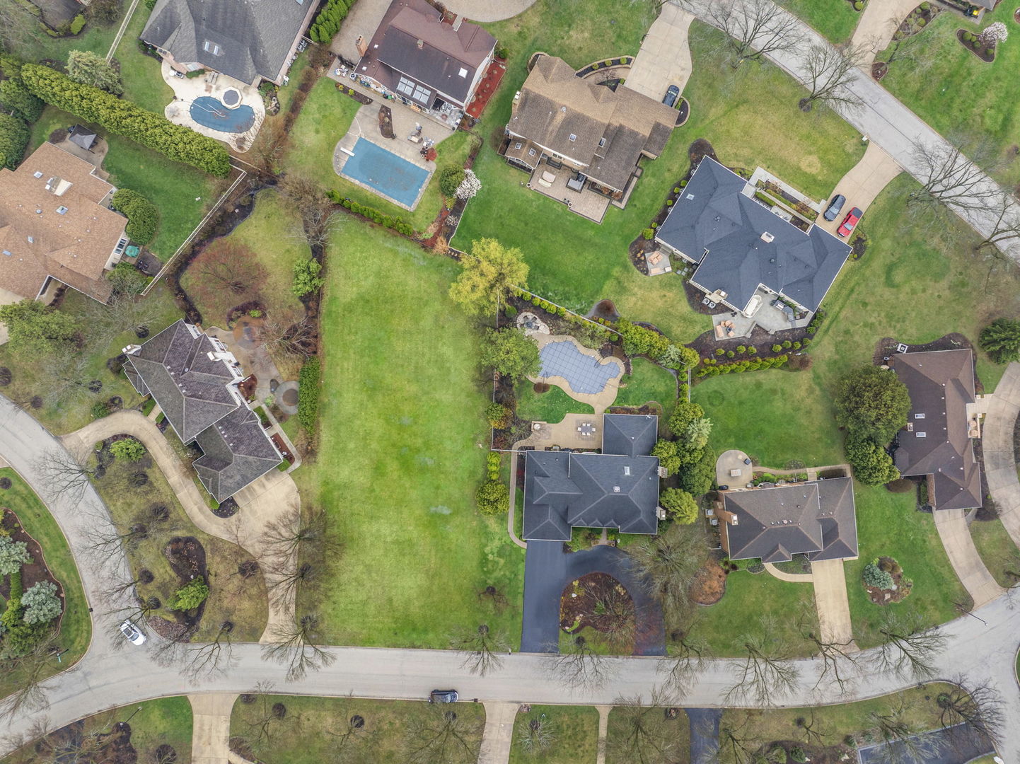 343 Hambletonian Drive, Oak Brook, IL 60523