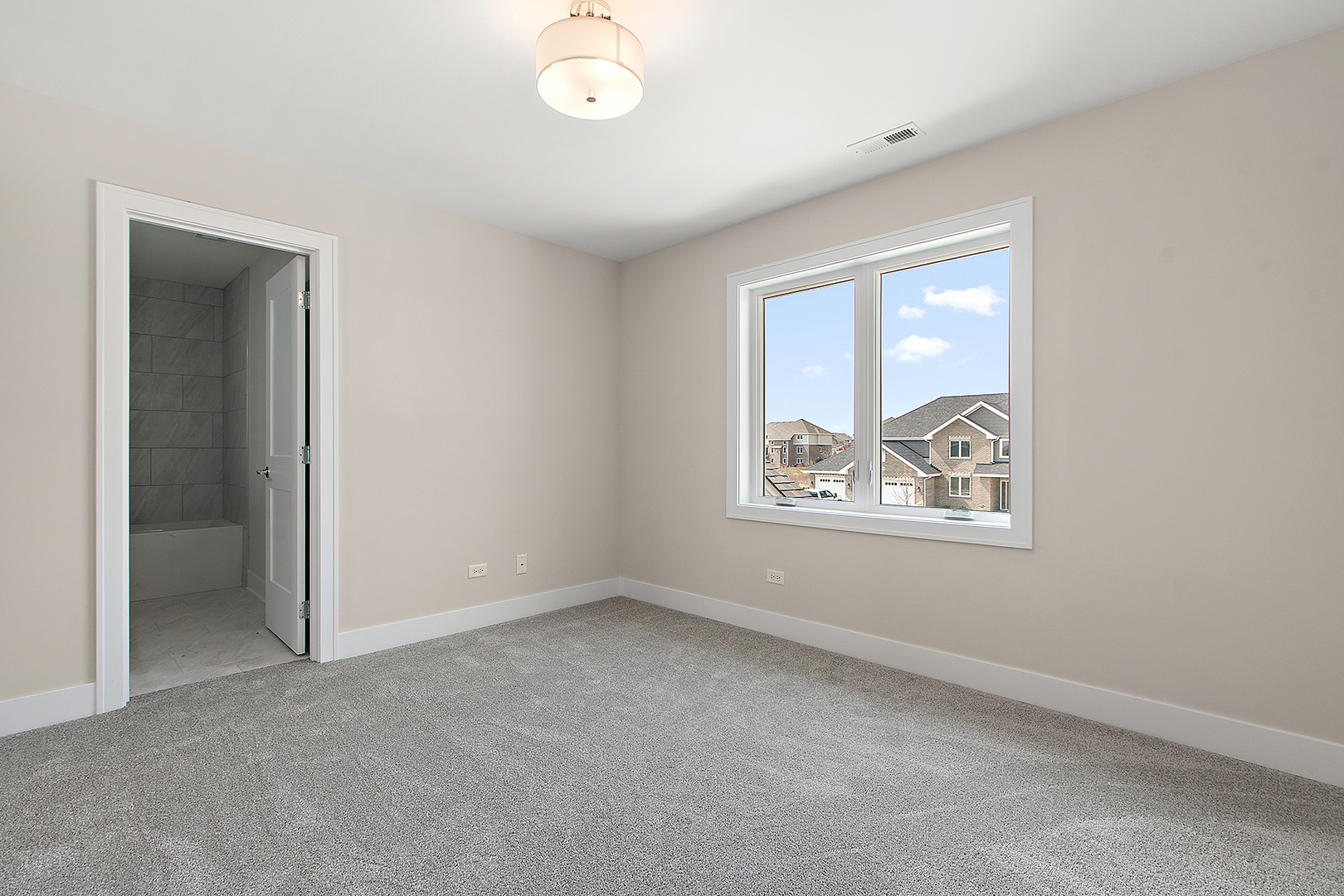 8214 S Stanley Trail, Frankfort, IL 60423