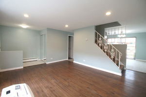 8829 Robin Drive #B, Des Plaines, IL 60016