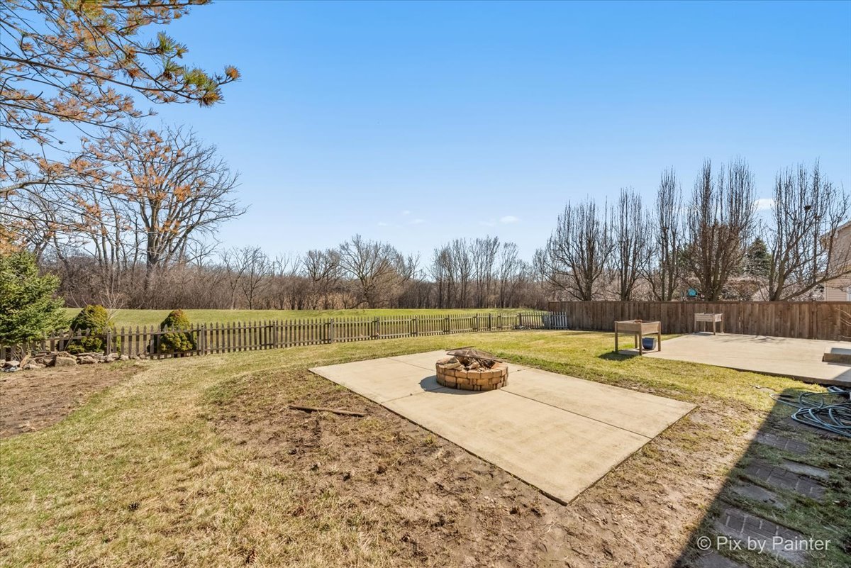 2045 Morningview Drive, Hoffman Estates, IL 60192