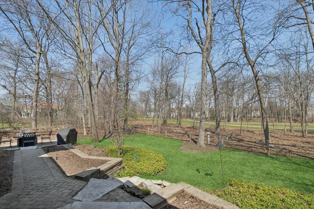 1065 Vineyard Drive, Gurnee, IL 60031