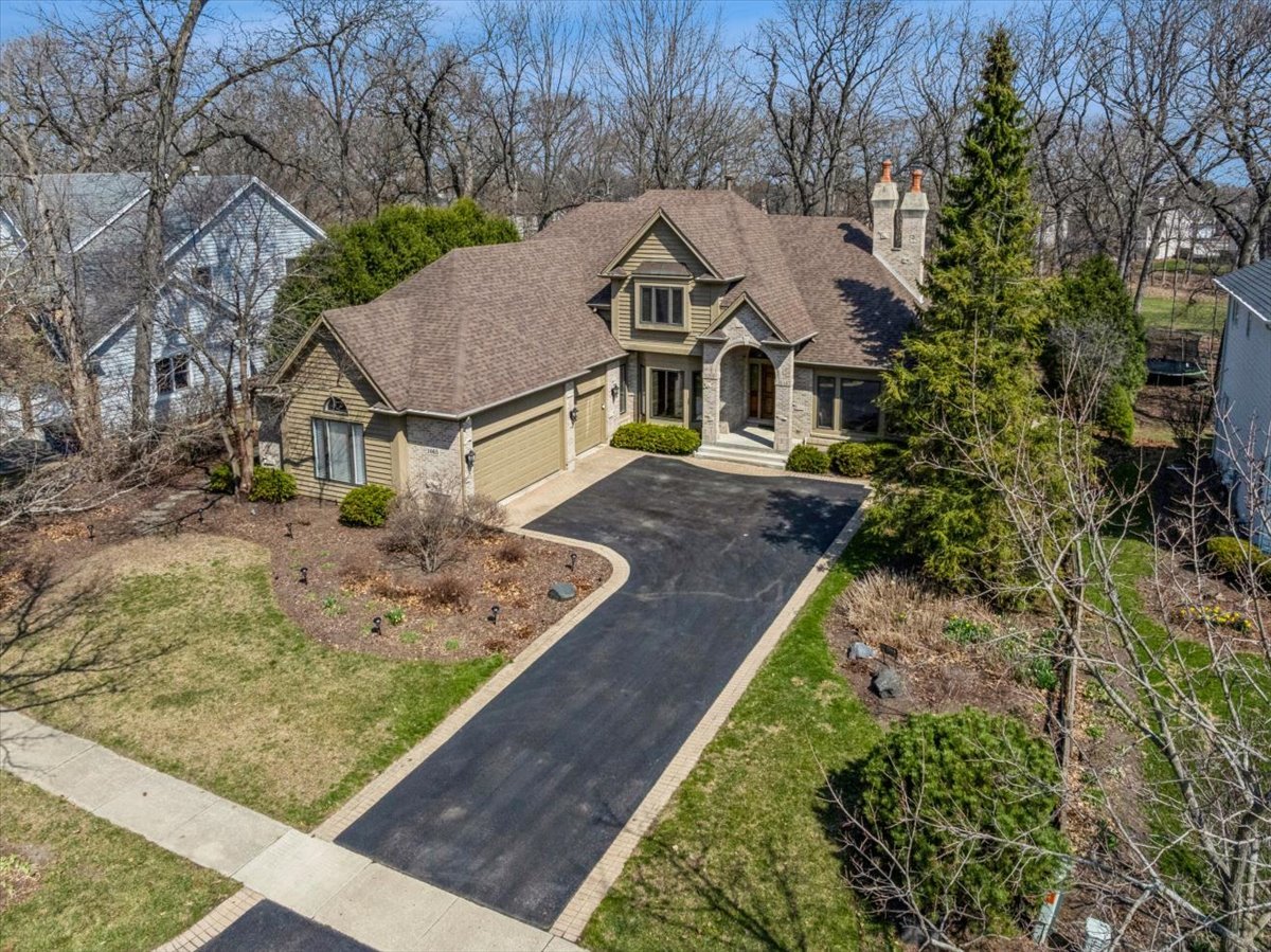1065 Vineyard Drive, Gurnee, IL 60031