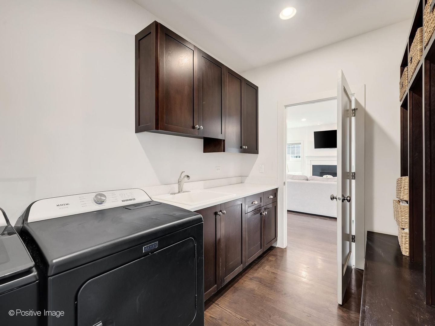 4142 Rose Avenue, Western Springs, IL 60558