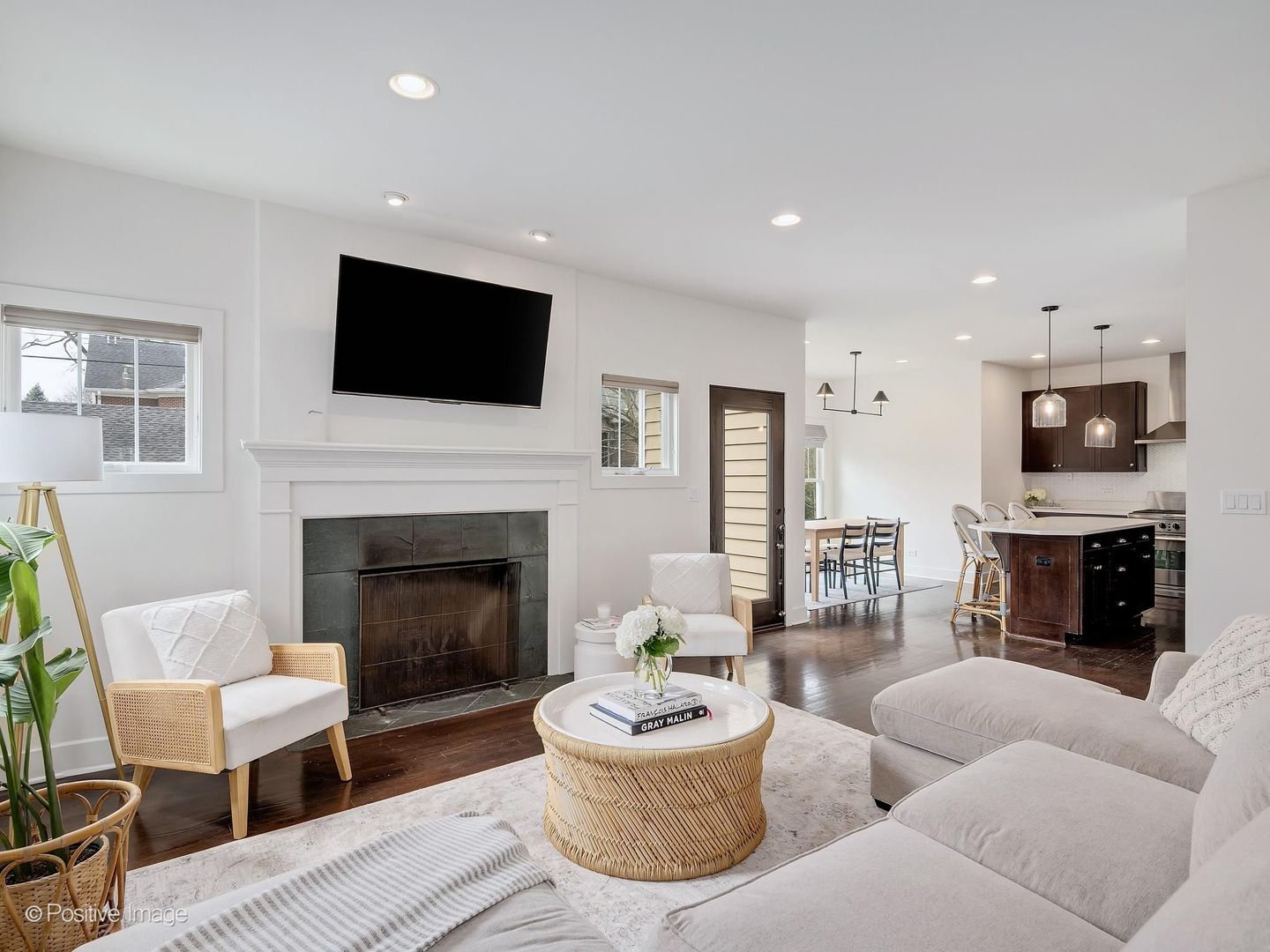 4142 Rose Avenue, Western Springs, IL 60558