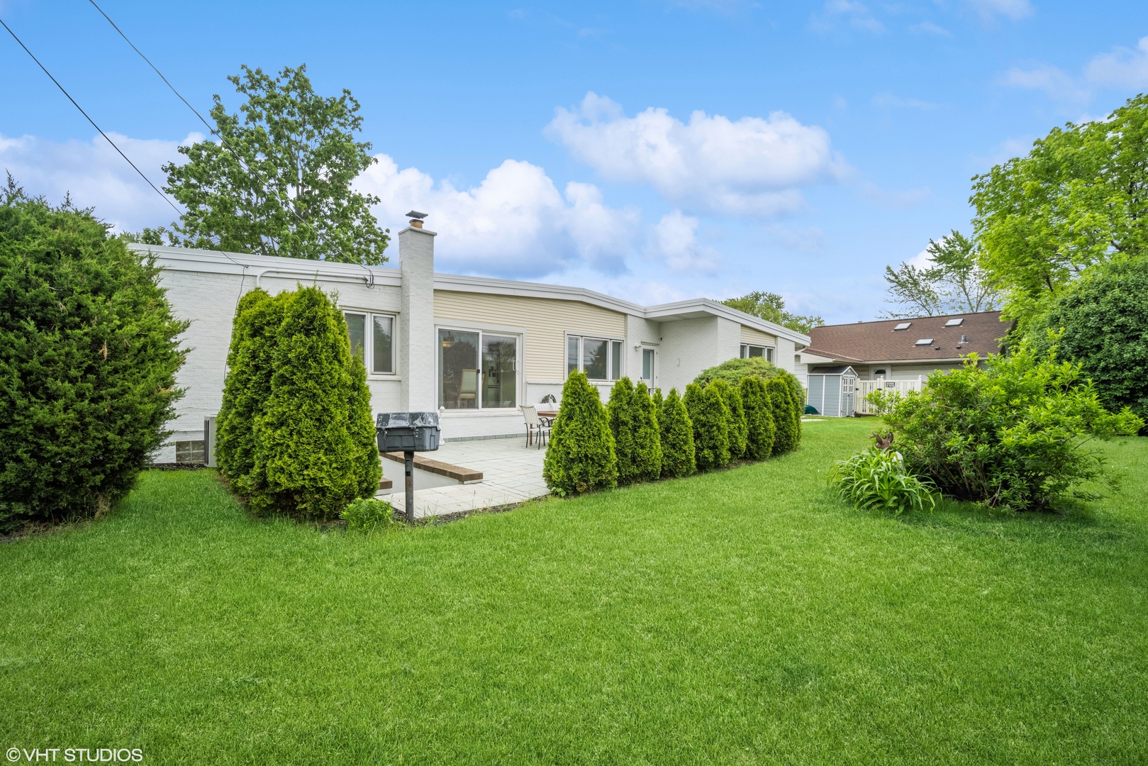 5654 N Manor Lane, Norwood Park, IL 60631