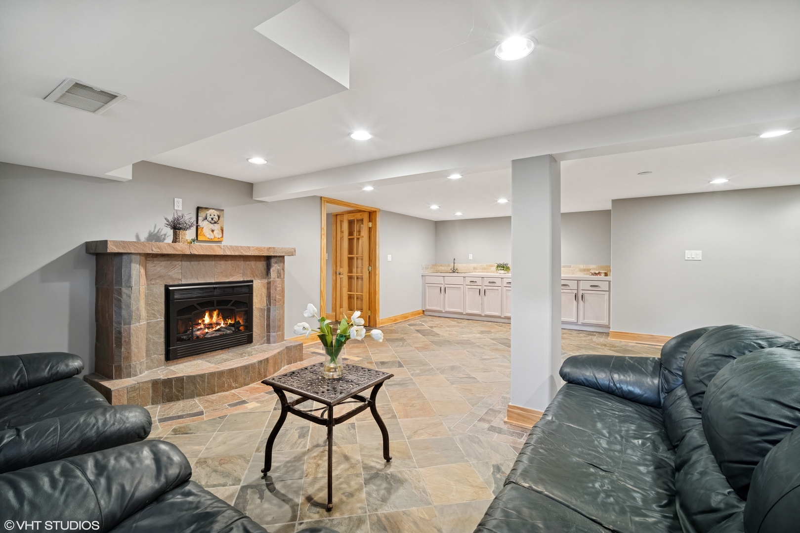 5654 N Manor Lane, Norwood Park, IL 60631