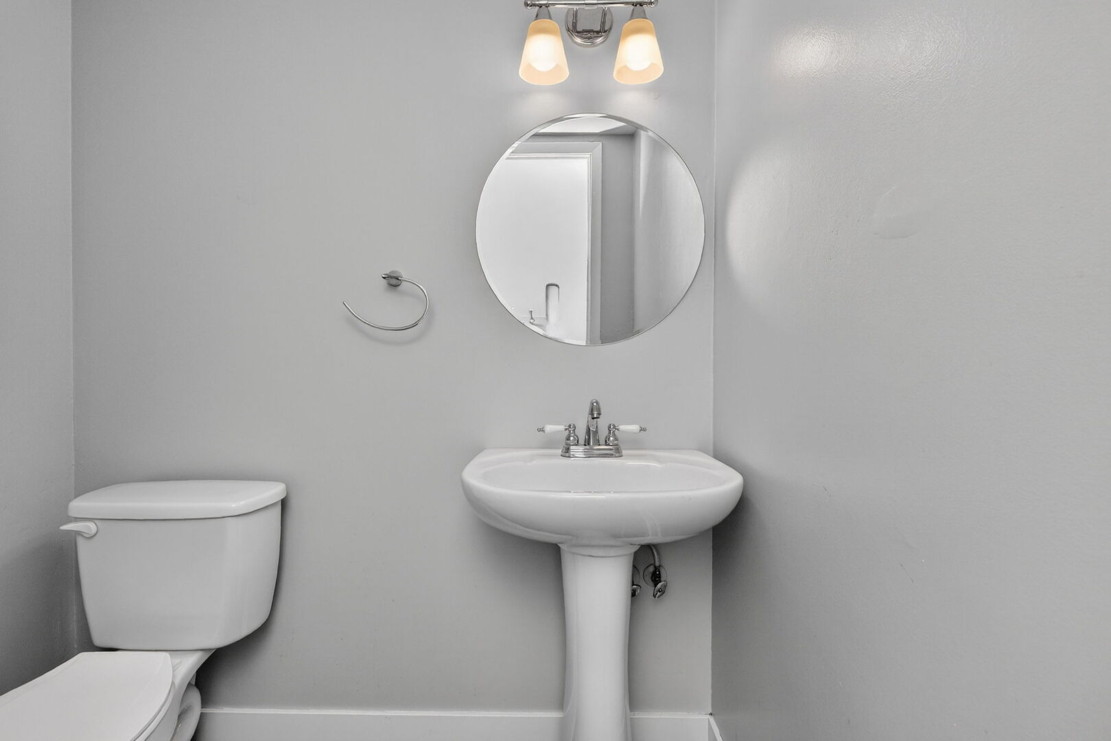 1919 Coach Drive, Naperville, IL 60565