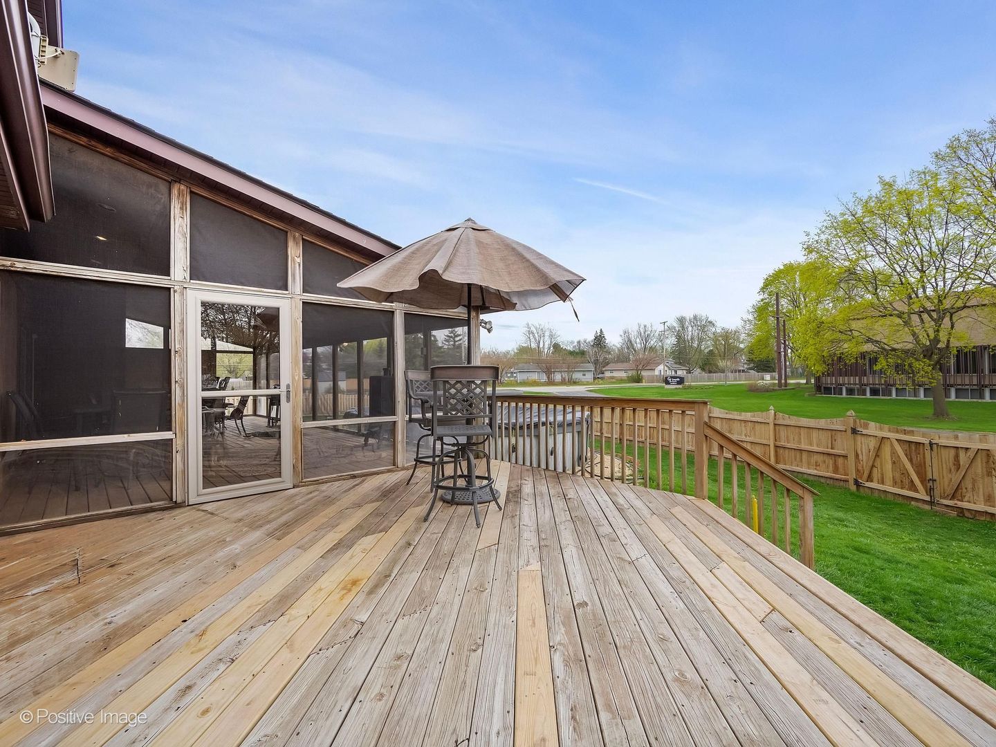 612 Stuart Drive, Carol Stream, IL 60188