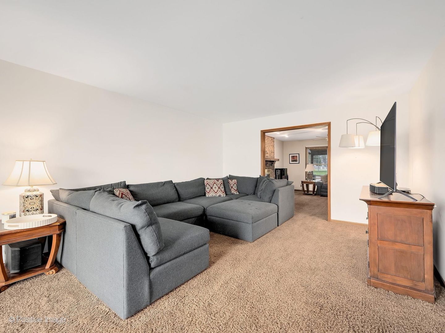 612 Stuart Drive, Carol Stream, IL 60188