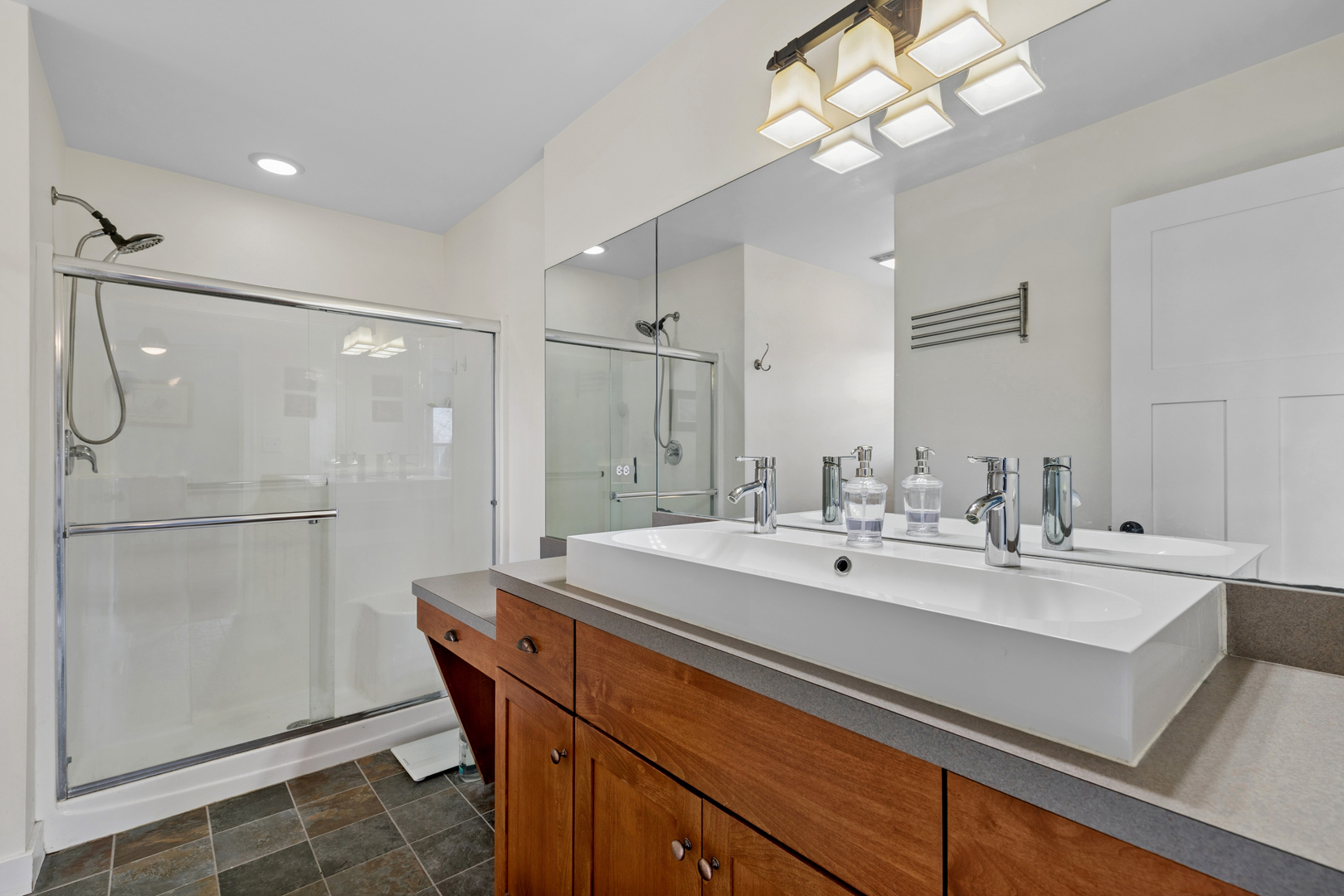 1315 Hosmer Street, Joliet, IL 60435