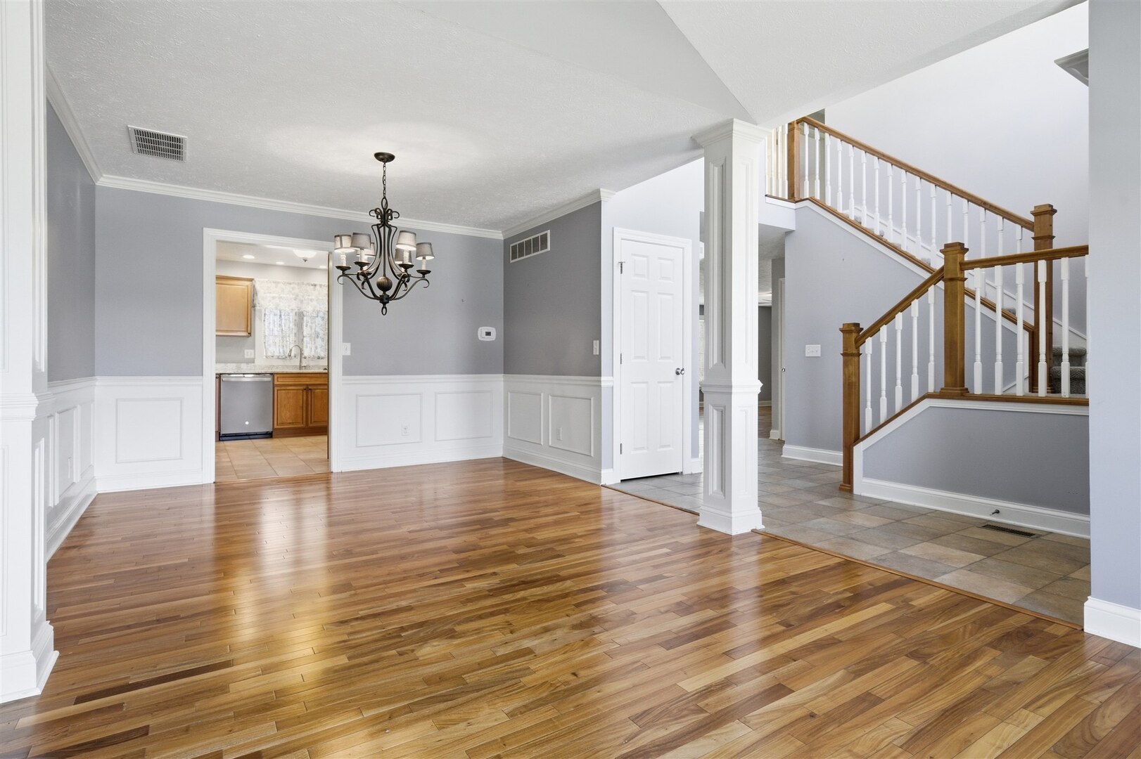 2510 Crooked Creek Road, Bloomington, IL 61705