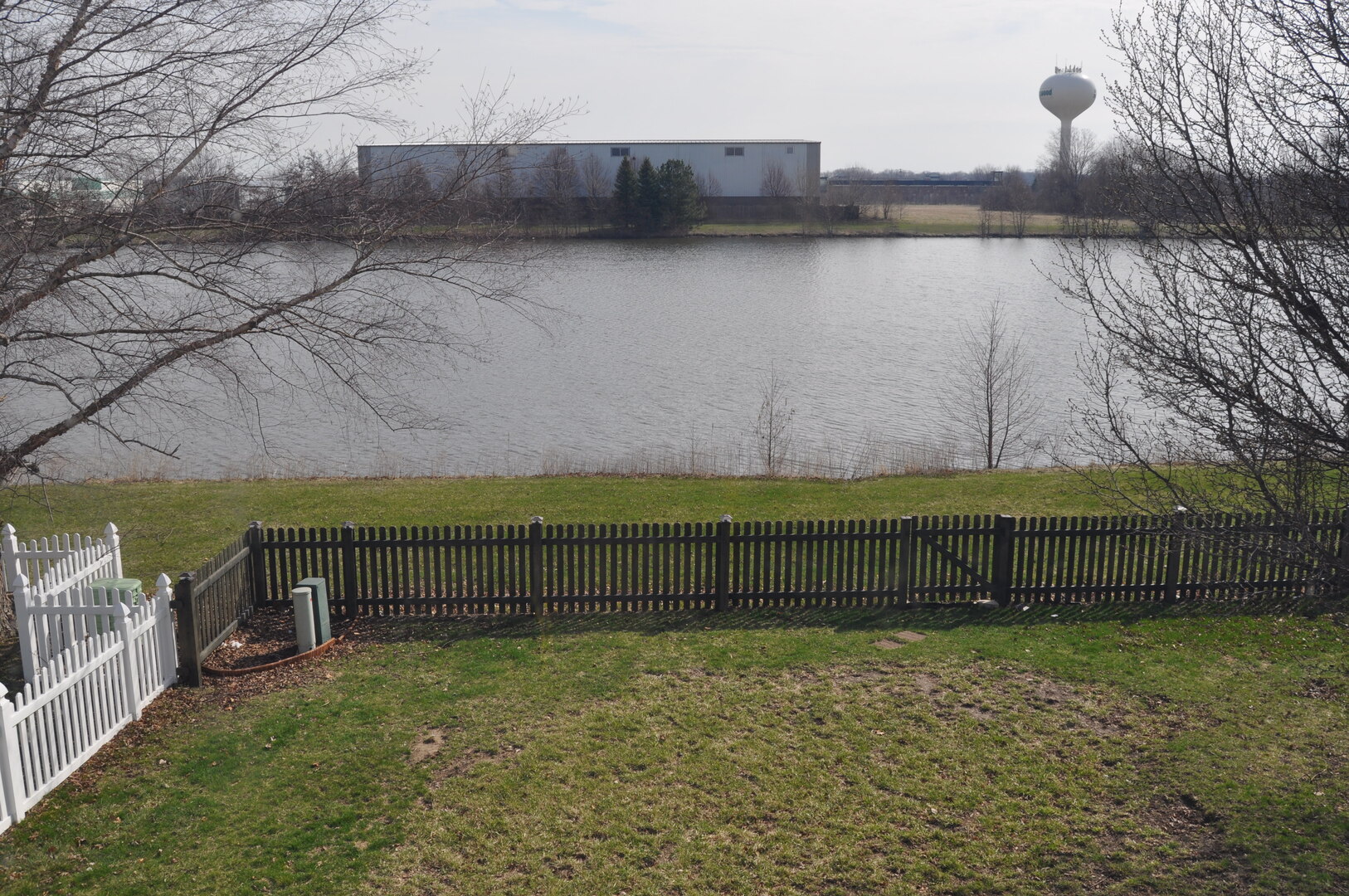 900 Shorewood Drive, Shorewood, IL 60404