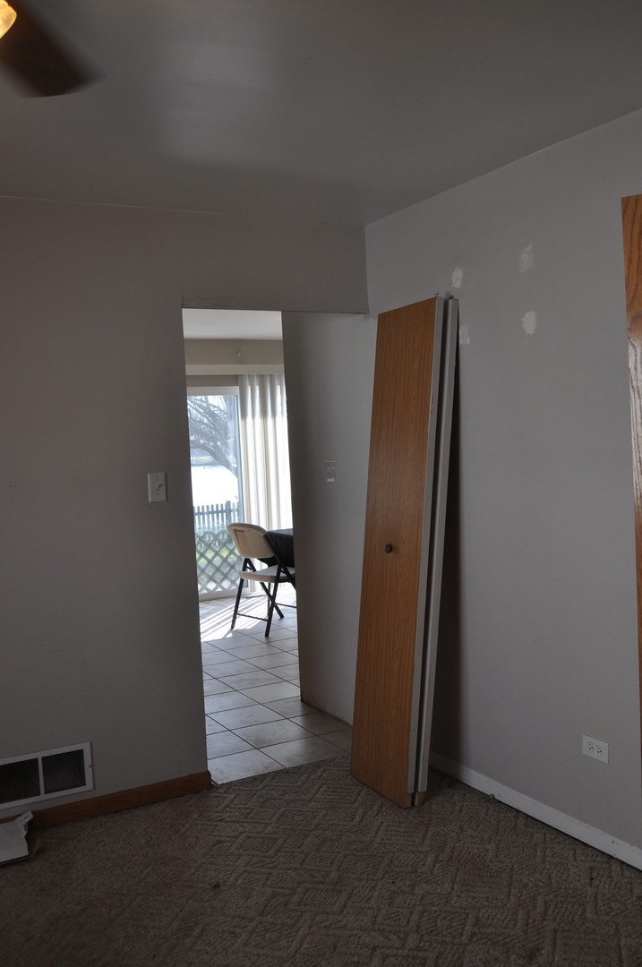 900 Shorewood Drive, Shorewood, IL 60404