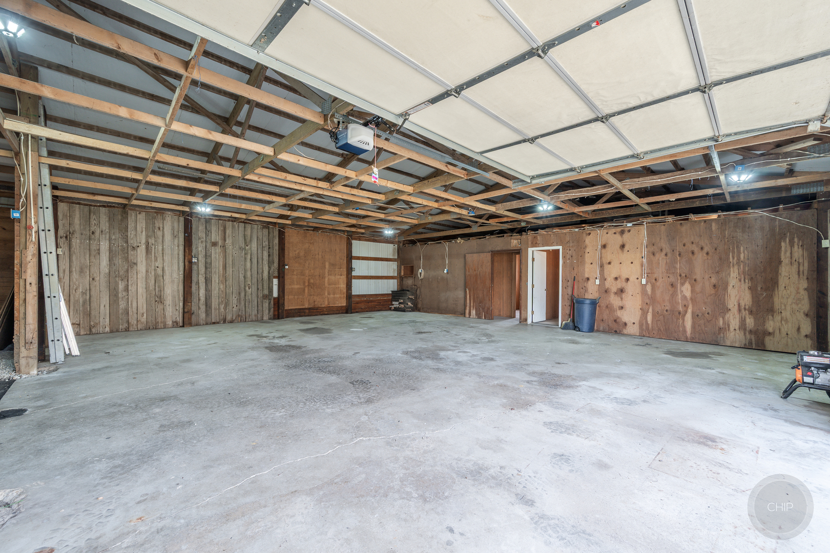 15600 Griswold Springs Road, Plano, IL 60545