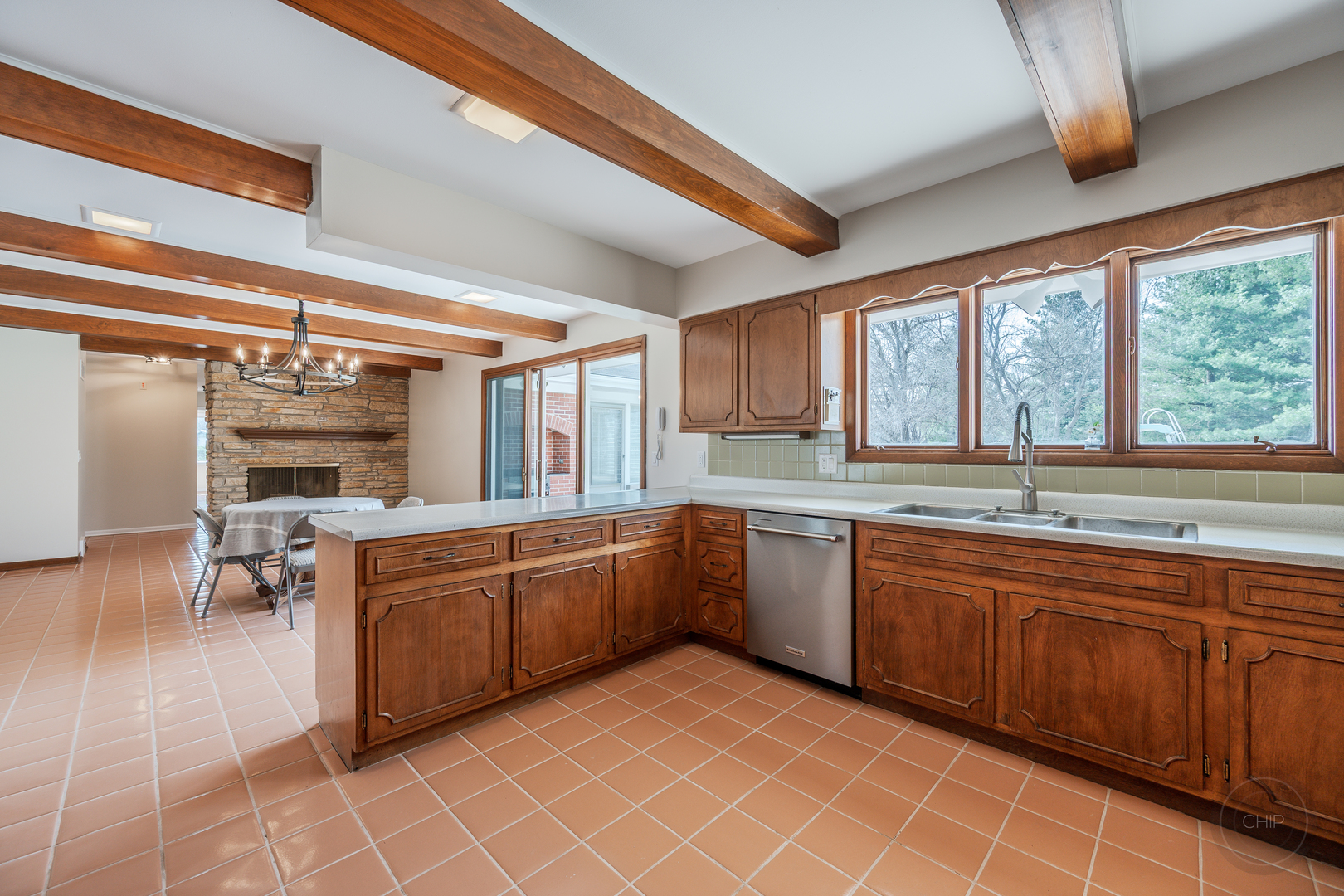 15600 Griswold Springs Road, Plano, IL 60545