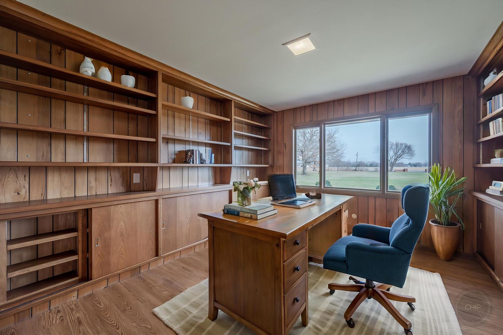 15600 Griswold Springs Road, Plano, IL 60545